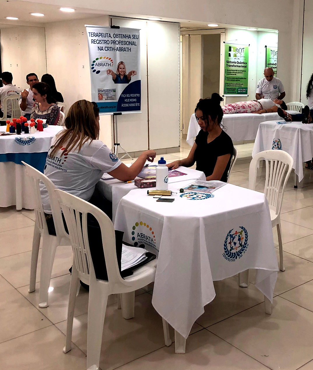 Terapeutas ITR em atendimento